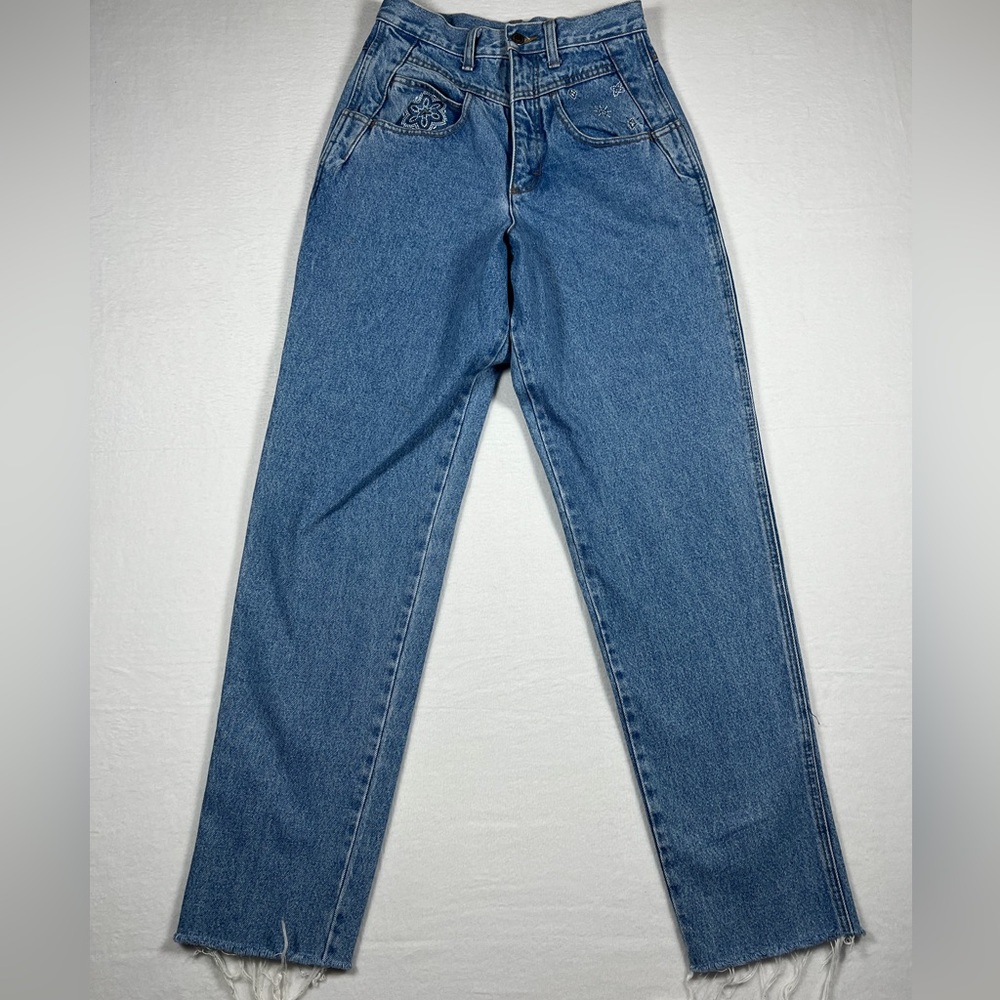Vintage Wrangler High Waisted Light Wash Blue Mom Jeans Womens Size 5/6